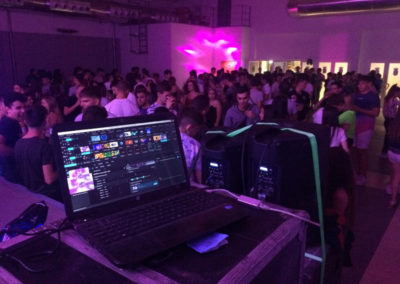 Noche de fiesta VIERLAS