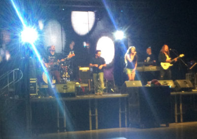 Con Grupo Orquesta FUEGO ARRONIZ